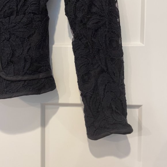 SOLD- NWOT INC Petite XS Black Lack Button Blazer - Picture 6 of 8